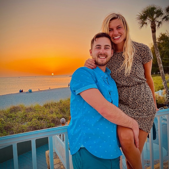 Meet your Posher, Noelle - Picture 5 of 7